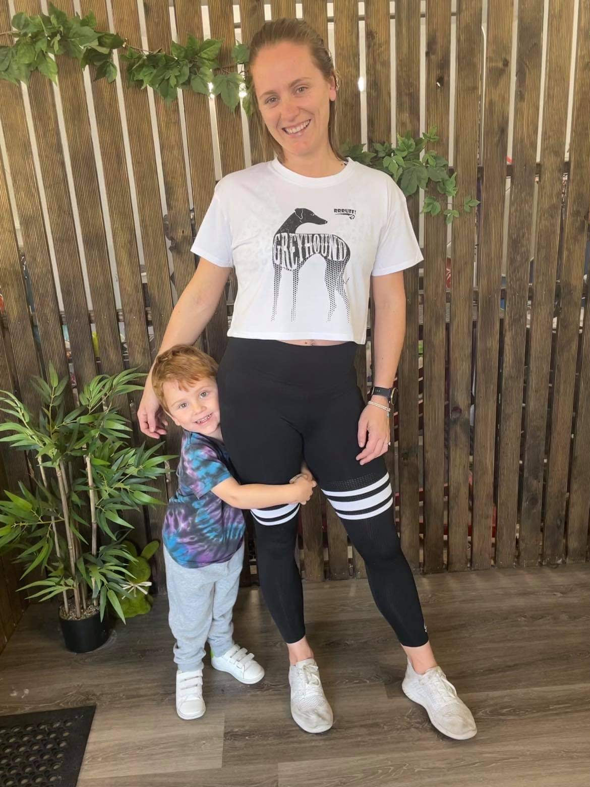 Ladies Crop Tee greyhound print