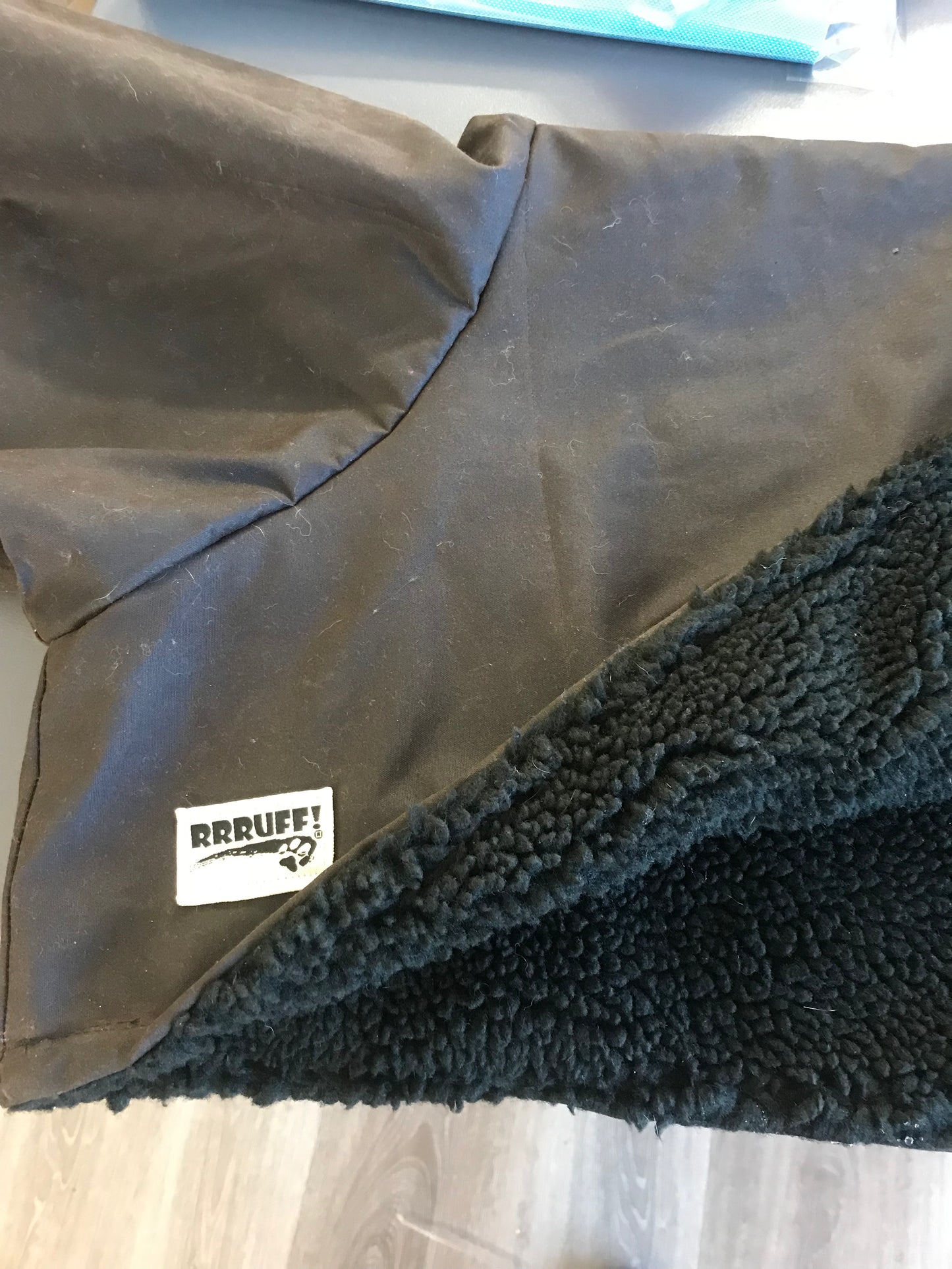 Oilskin ‘Greyzabone, Greyhound coat deluxe style, soft, water repellent, rainwear
