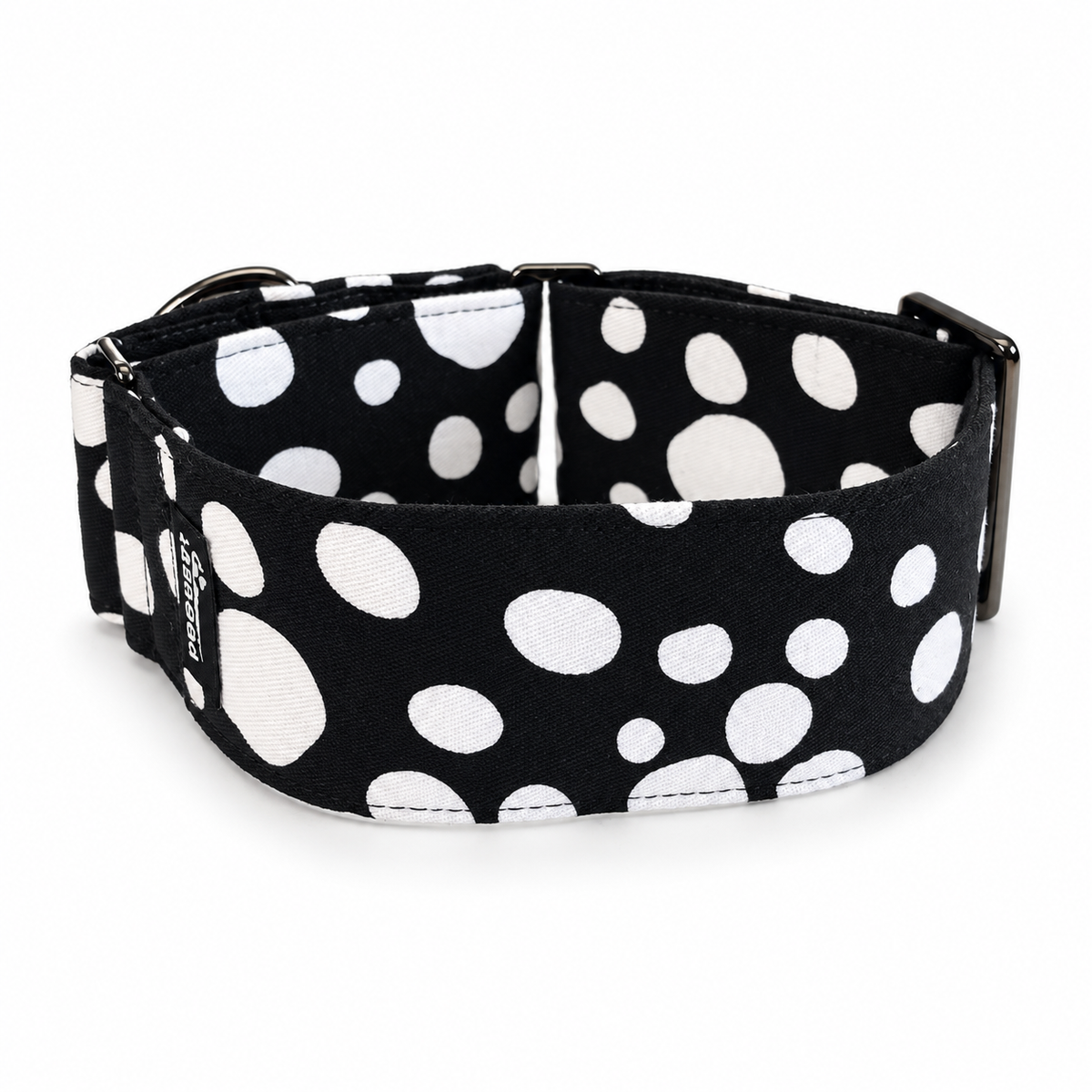 Spots of style greyhound martingale