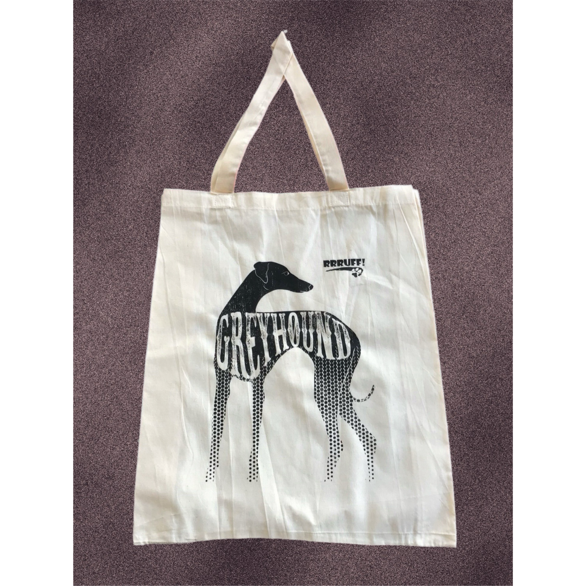 Bags top on greyhound